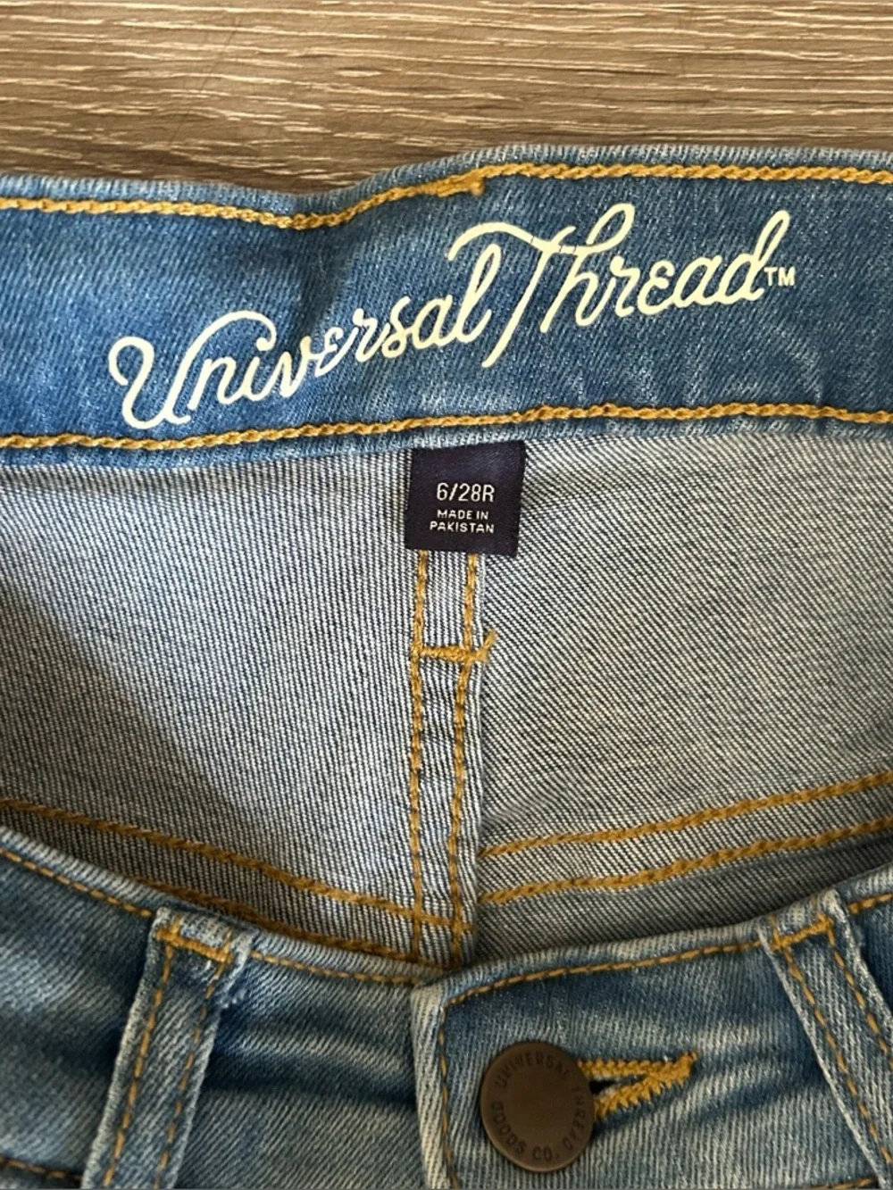 NWT‎ Size 6 High Rise Skinny Jeans Universal Thread